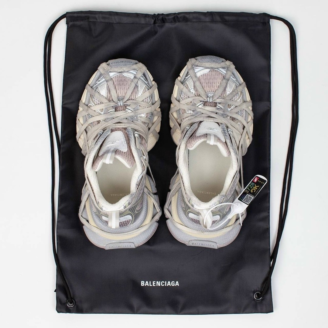 кроссовки женские balenciaga,кроссовки balenciaga,кроссовки баленсиага женские,кроссовки balenciaga balenciaga кроссовки,кроссовки balenciaga 3 xl