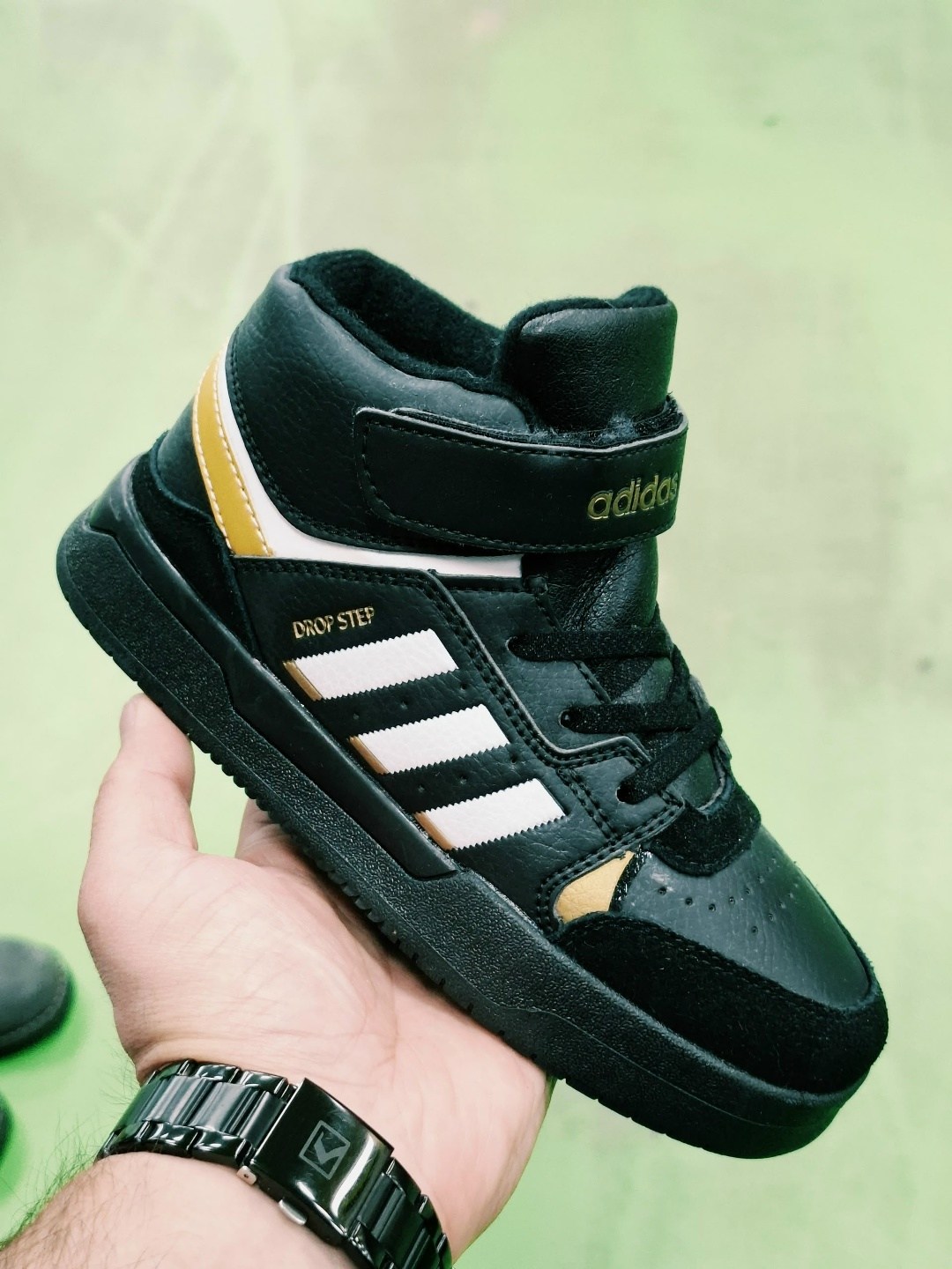 адидас кроссовки дроп,adidas кроссовки,baas кроссовки,кроссовки закрытые,кроссовки