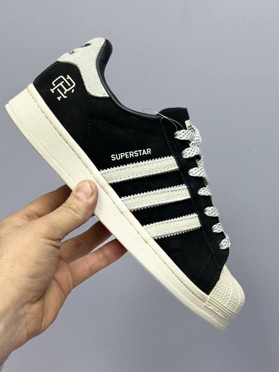 кроссовки adidas superstar,кроссовки superstar black white gold adidas,кроссовки adidas original superstar,адидас супер стар,