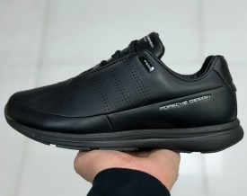 Кроссовки