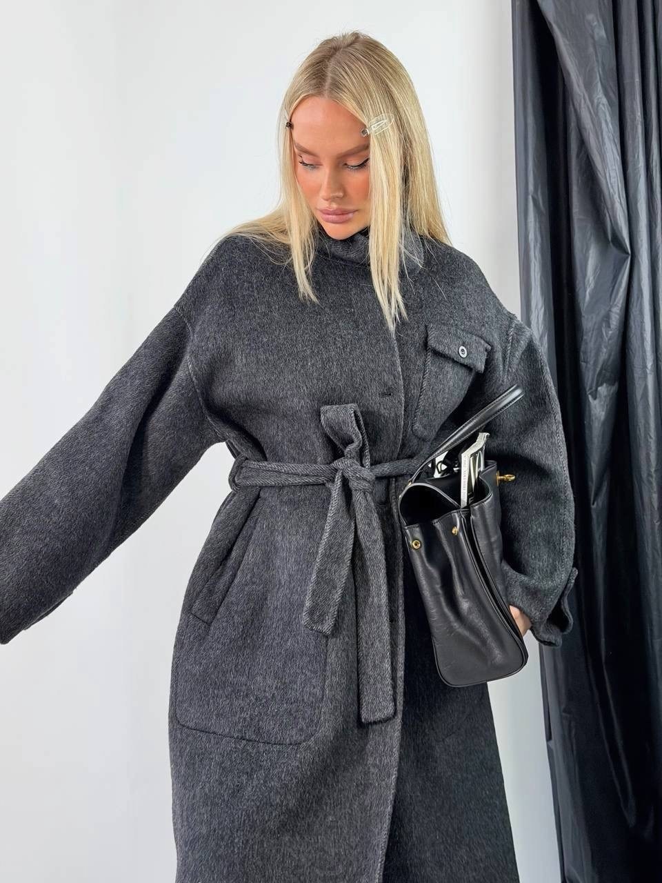 пальто оверсайз,серое oversize пальто под пояс,пальто демисезонное шерстяное длинное оверсайз,стильное пальто,пальто женское