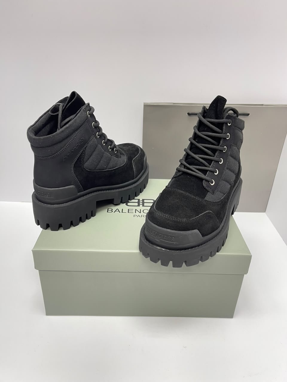 ,ботинки,ботинки женские,ботинки balenciaga,модные ботинки