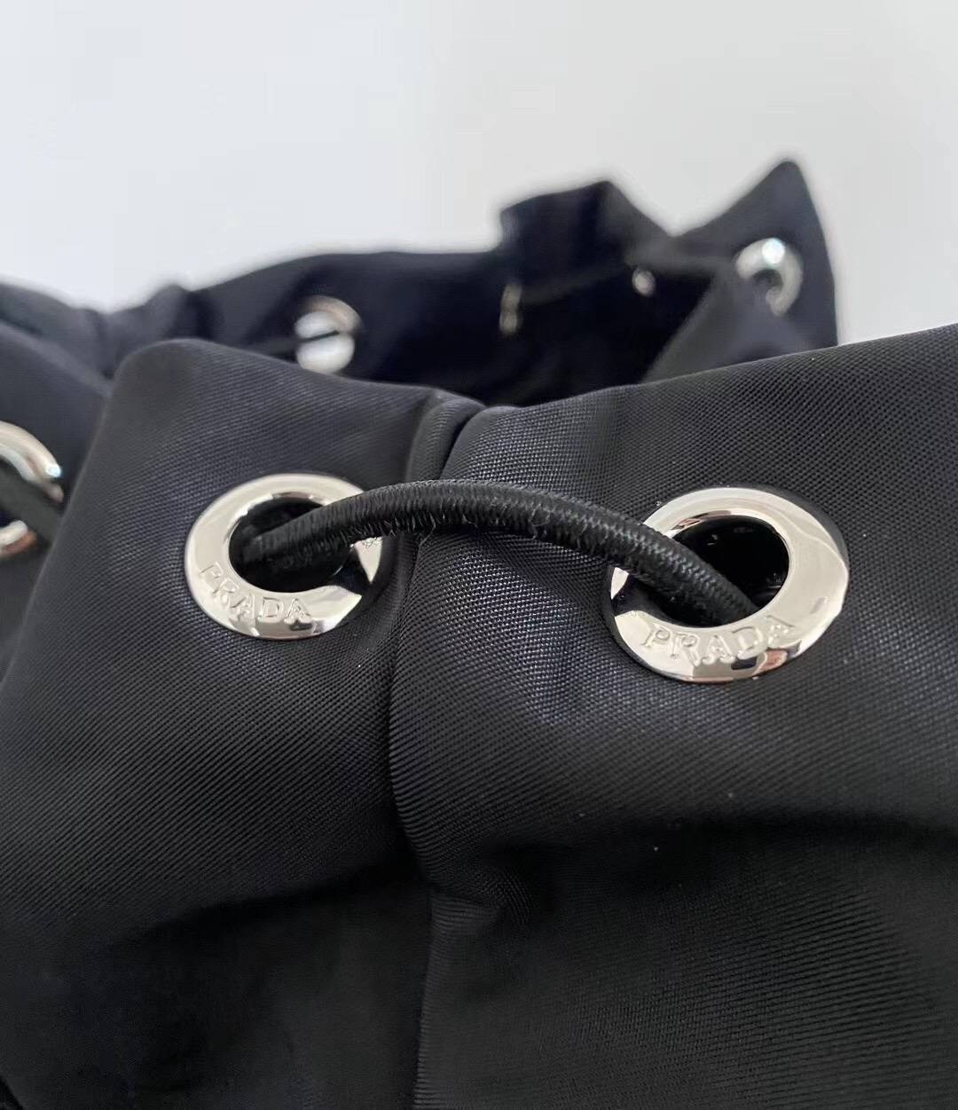 рюкзак,рюкзак с логотипом re-nylon prada черный,рюкзак prada,рюкзак премиум,рюкзак большой