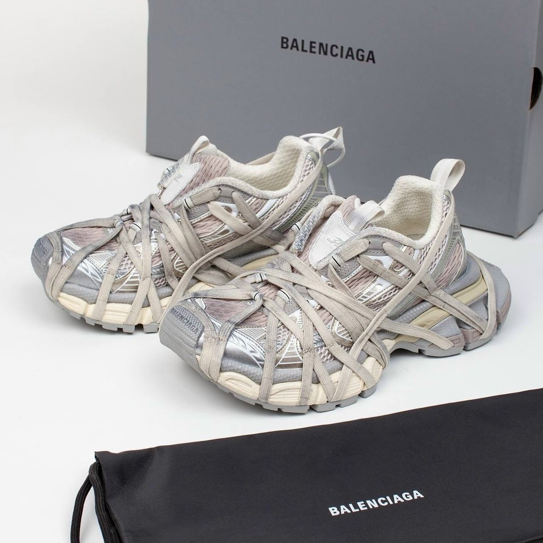 кроссовки женские balenciaga,кроссовки balenciaga,кроссовки баленсиага женские,кроссовки balenciaga balenciaga кроссовки,кроссовки balenciaga 3 xl