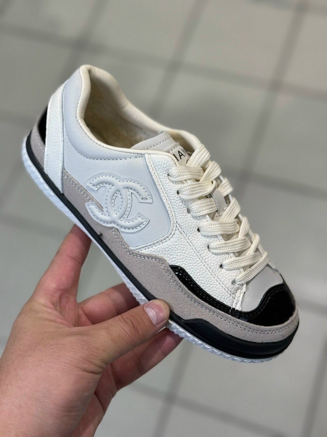 женские кроссовки chanel,,кроссовки chanel,женские кроссовки,кроссовки шанель женские