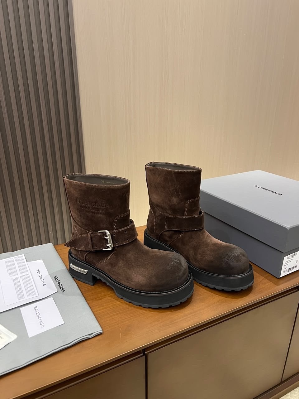 ,ботинки женские,ботинки miu miu,celine ботинки, celine 2026