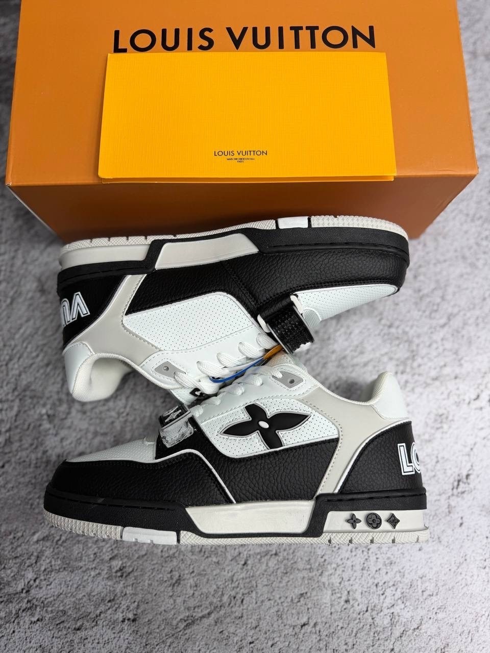 кроссовки луи виттон trainer мужские,louis vuitton кроссовки мужские,кроссовки louis vuitton,кроссовки louis vuitton trainer,кроссовки