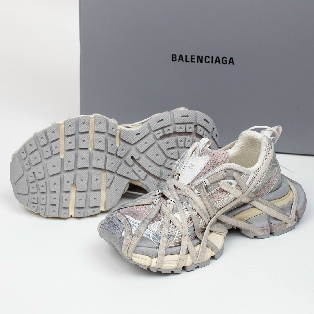кроссовки женские balenciaga,кроссовки balenciaga,кроссовки баленсиага женские,кроссовки balenciaga balenciaga кроссовки,кроссовки balenciaga 3 xl