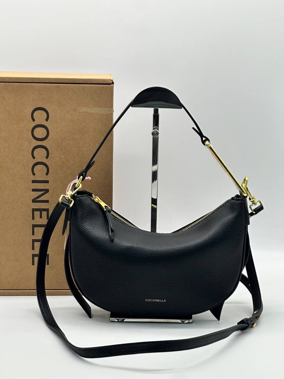 сумка coccinelle,сумка женская coccinelle,женская сумка в стиле coccinelle из эко кожи,кожаная сумка-хобо whisper coccinelle,сумка женская натуральная кожа coccinelle