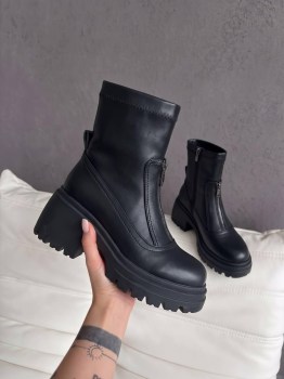 Ботинки