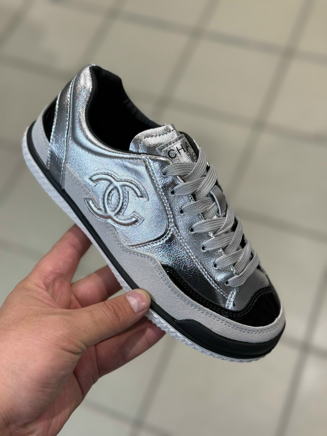 женские кроссовки chanel,,кроссовки chanel,женские кроссовки,кроссовки шанель женские