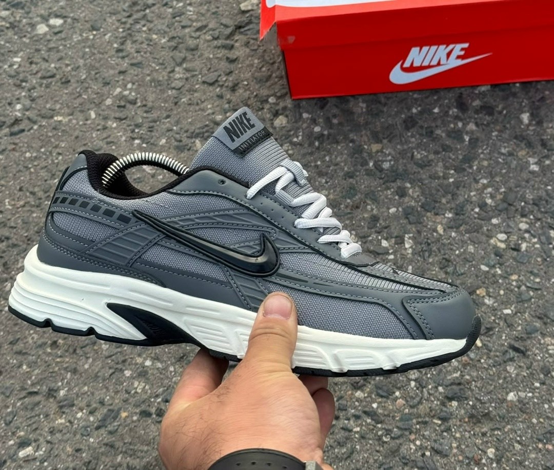 кроссовки nike initiator,кроссовки nike initiator 'anthracite metallic cool grey',кроссовки nike initiator 'anthracite cool grey',кроссовки,мужские беговые кроссовки initiator от finish line nike муль