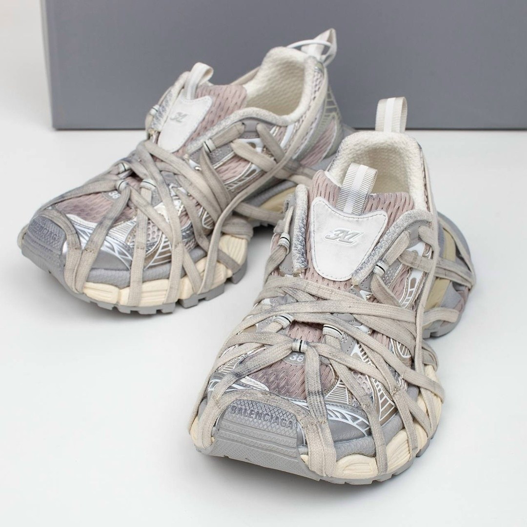 кроссовки женские balenciaga,кроссовки balenciaga,кроссовки баленсиага женские,кроссовки balenciaga balenciaga кроссовки,кроссовки balenciaga 3 xl