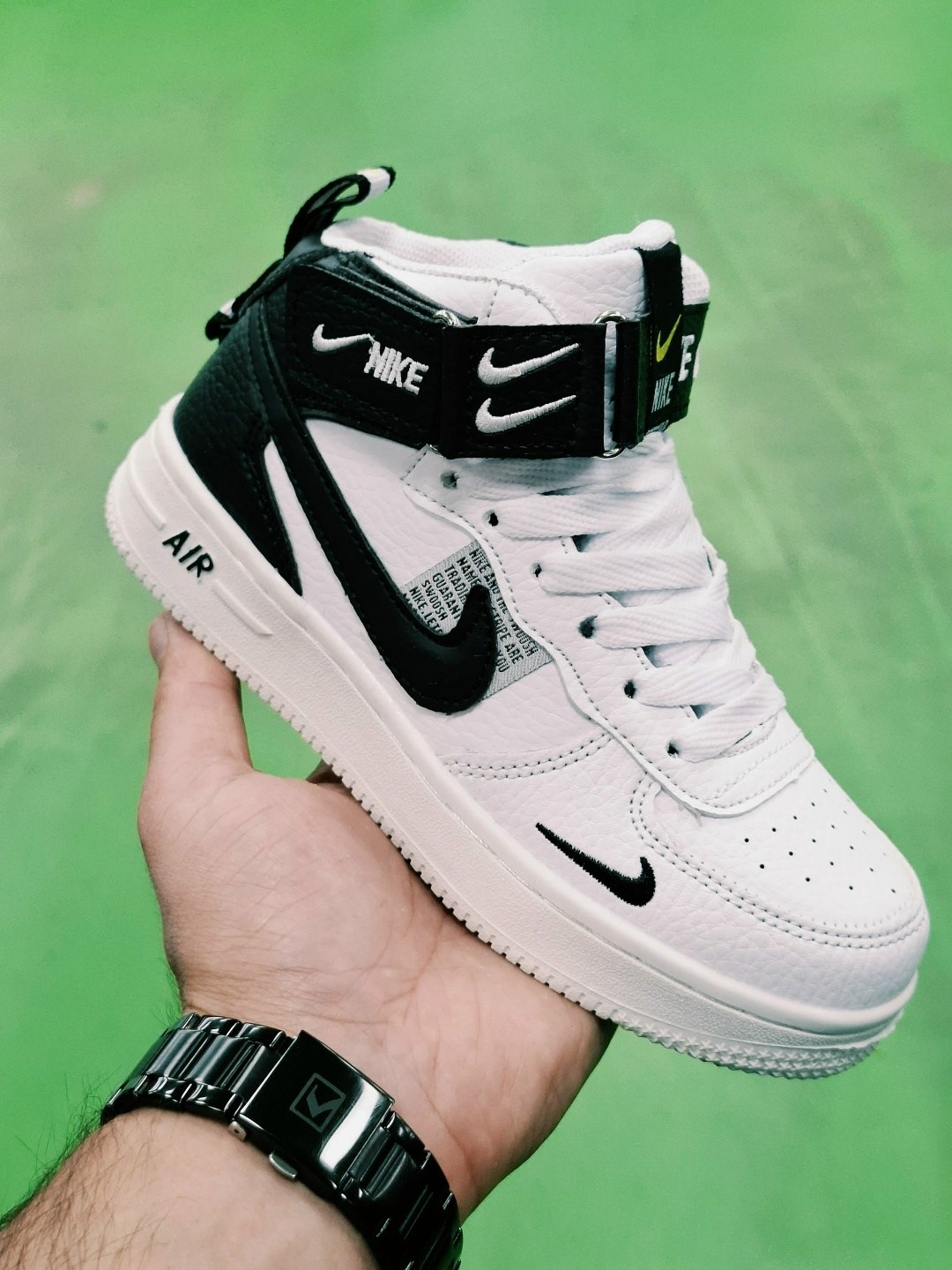 зимние кроссовки nike air force 1 07 mid lv8,кроссовки мужские nike air force,зимние кроссовки nike air force,мужские кроссовки nike air force 1,кроссовки подростковые зимние nike air force 1