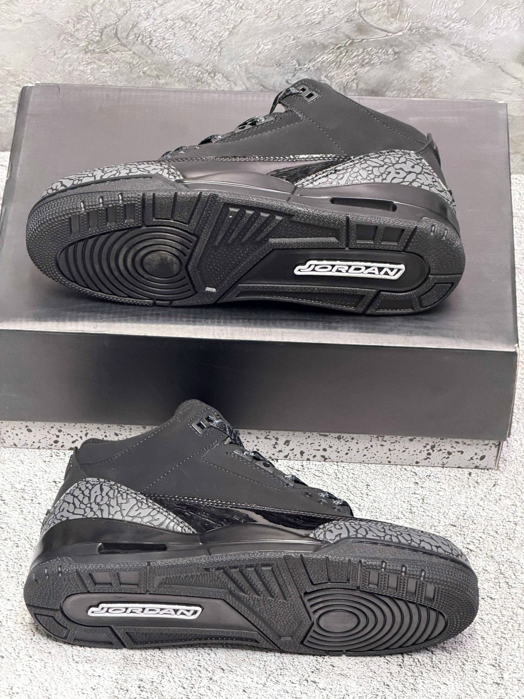 air jordan 3 "black cat",кроссовки air jordan 3 retro "black cat",nike air jordan 3 retro black cat,air jordan 3 retro black cat,air jordan 3 retro black cat 2025 ct8532 001