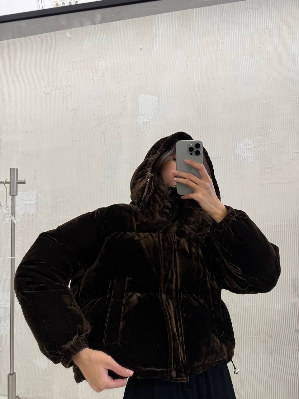 бархатный пуховик,бархатный пуховик sophia sam темно-синий,black velvet puffer jacket,бархатный пуховик violato,sam velvet puffer jacket
