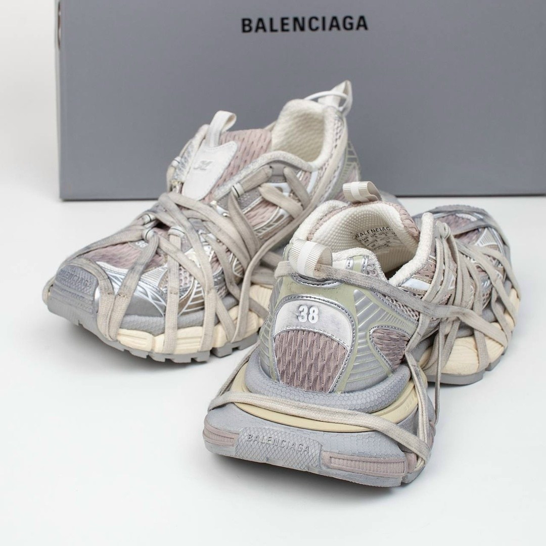 кроссовки женские balenciaga,кроссовки balenciaga,кроссовки баленсиага женские,кроссовки balenciaga balenciaga кроссовки,кроссовки balenciaga 3 xl