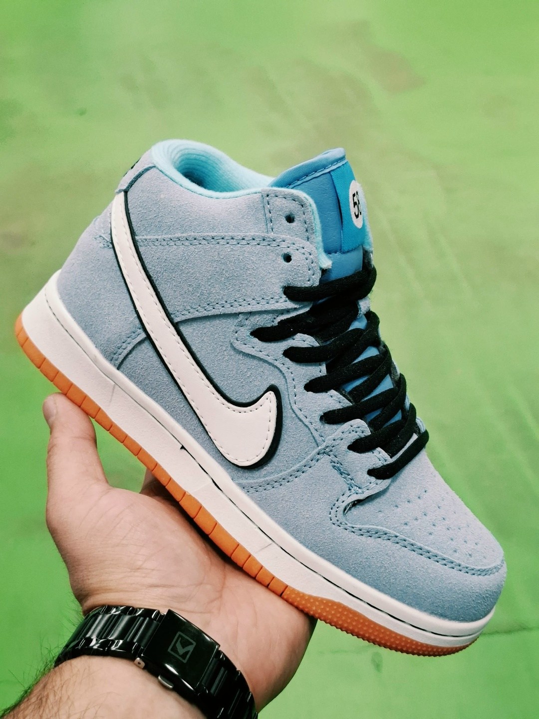 зимние кроссовки nike air force 1 07 mid lv8,кроссовки мужские nike air force,зимние кроссовки nike air force,мужские кроссовки nike air force 1,кроссовки подростковые зимние nike air force 1