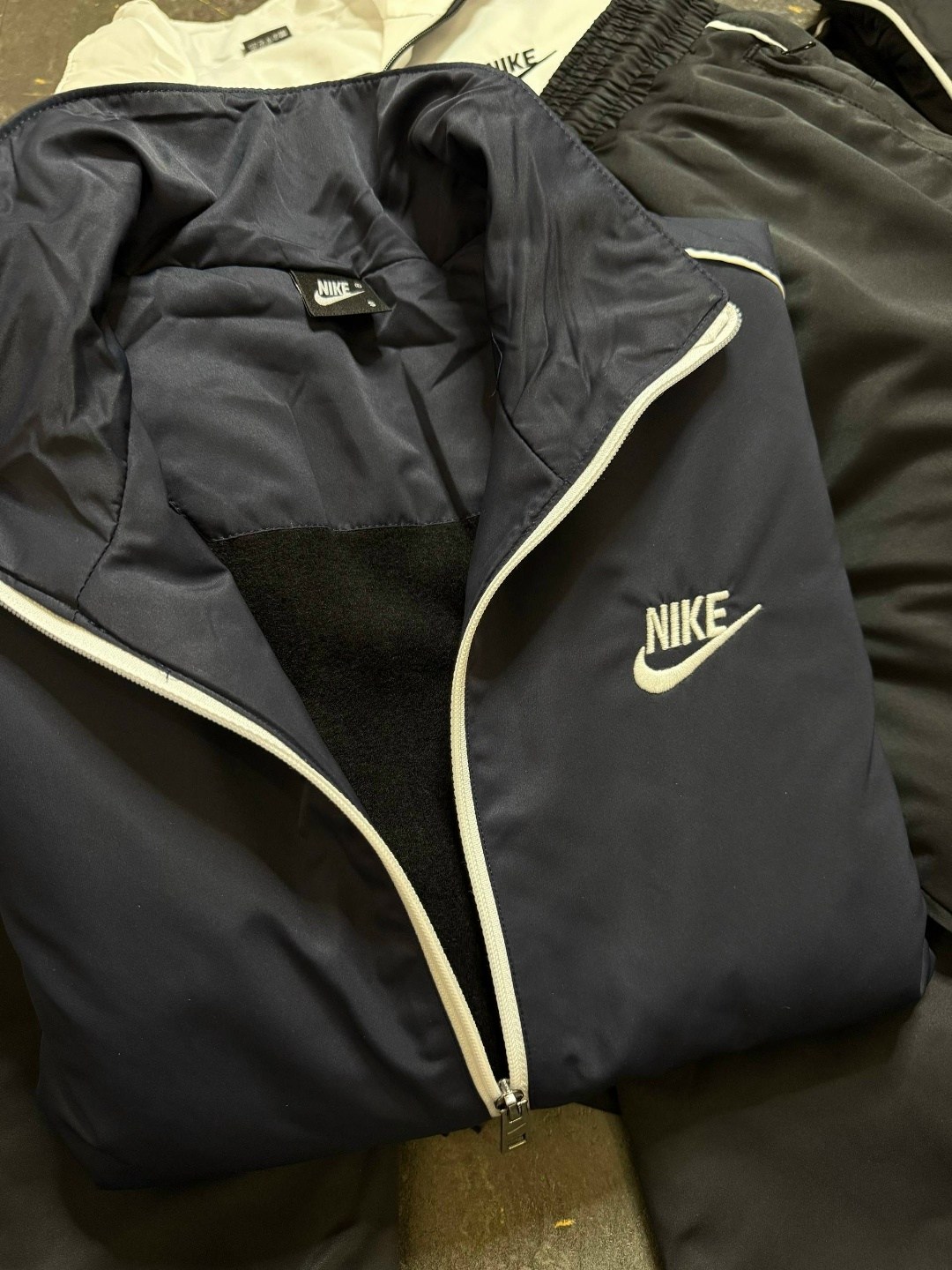 спортивный костюм nike,спортивный костюм nike sportswear woven suit basic bv3030-010,nike sportswear woven suit basic bv3030-010,nike костюм спортивный sportswear men's tracksuit,мужской спортивный ко