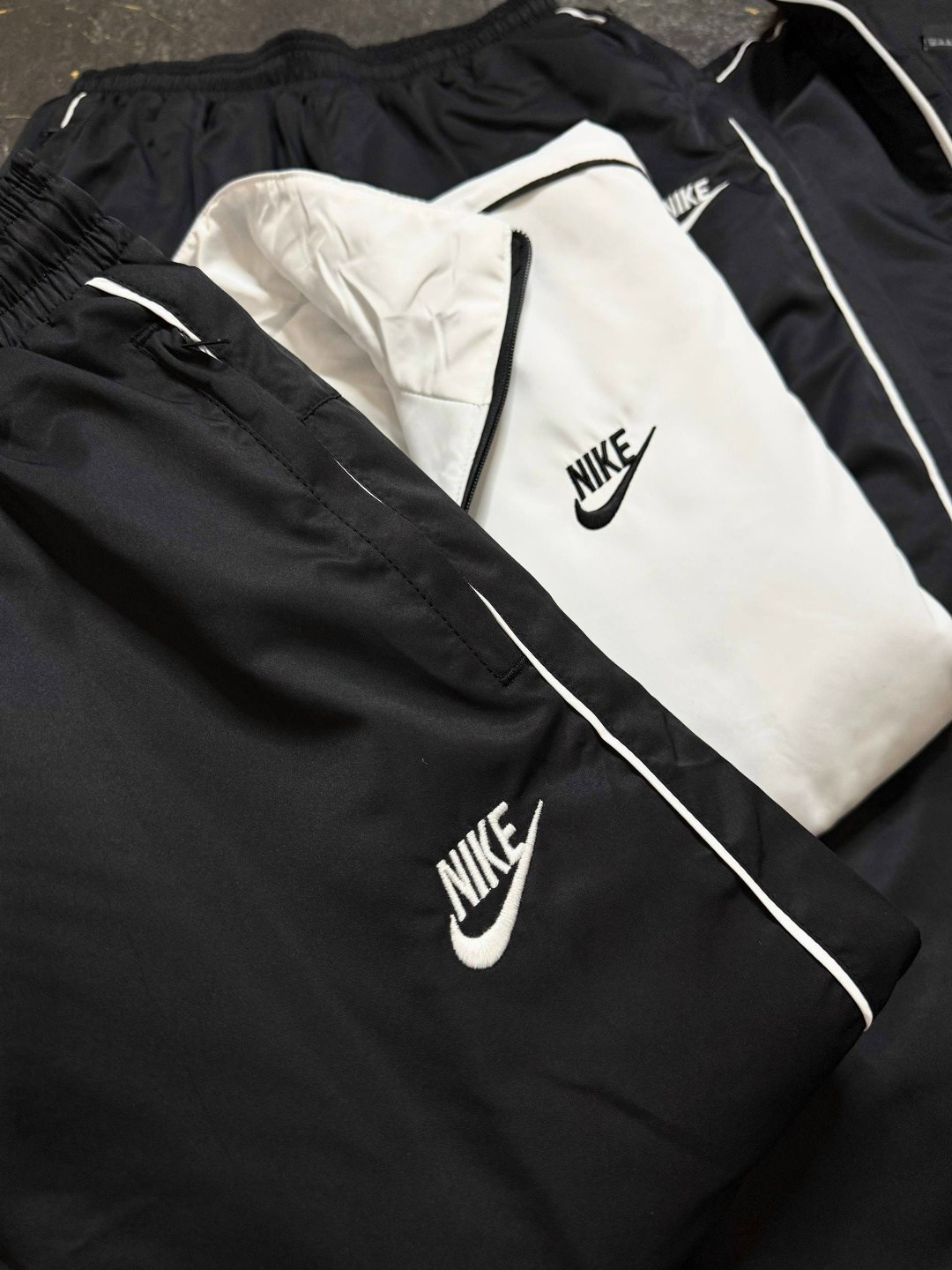 спортивный костюм nike,спортивный костюм nike sportswear woven suit basic bv3030-010,nike sportswear woven suit basic bv3030-010,nike костюм спортивный sportswear men's tracksuit,мужской спортивный ко