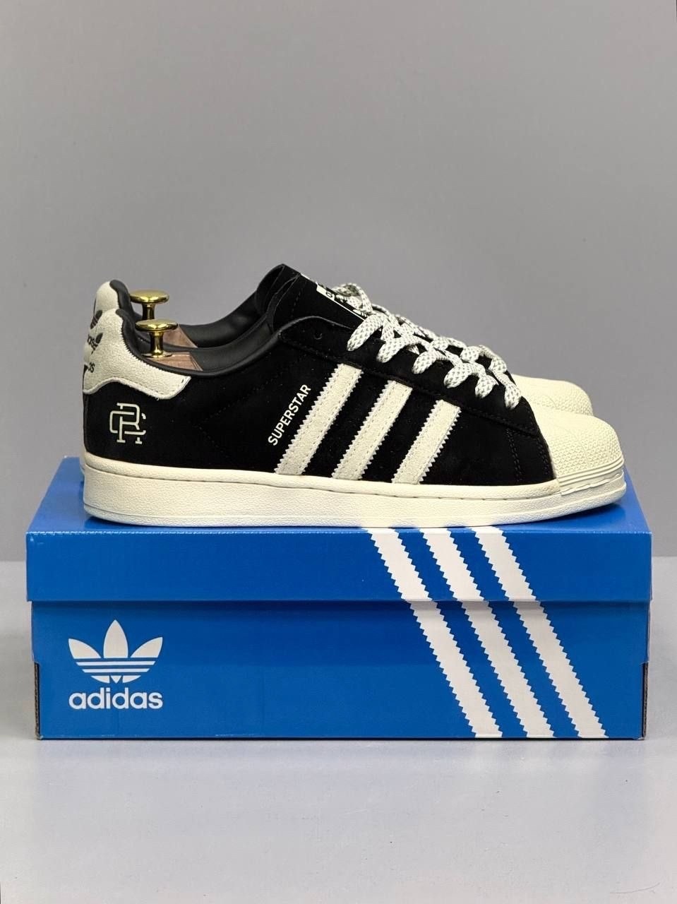 кроссовки adidas superstar,кроссовки superstar black white gold adidas,кроссовки adidas original superstar,адидас супер стар,