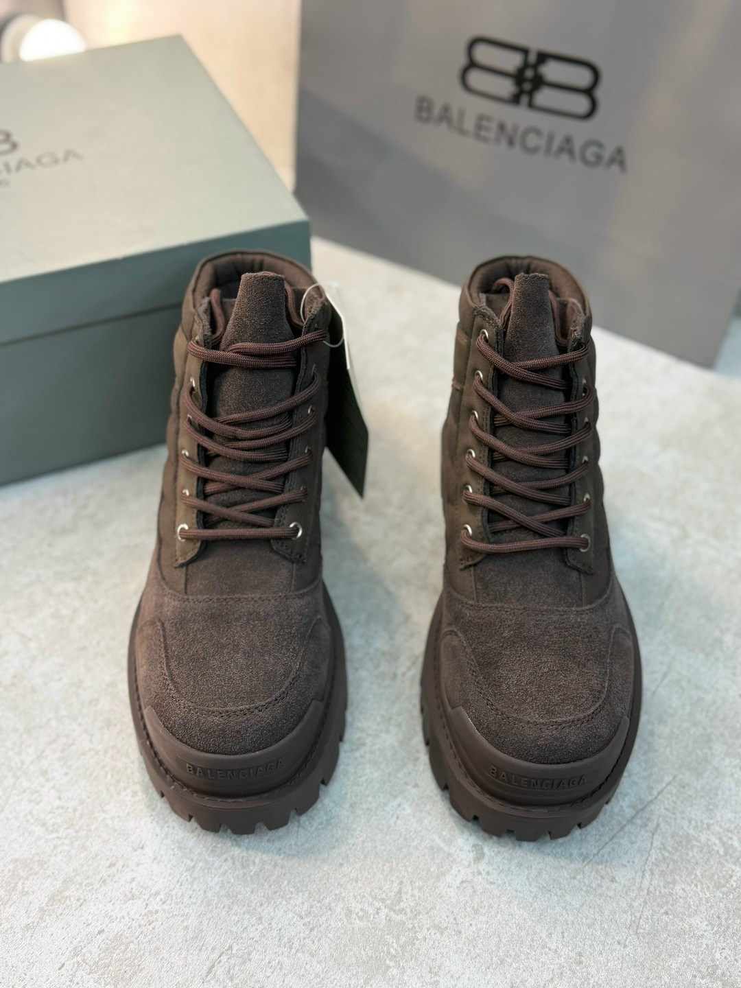 ботинки balenciaga,ботинки осенние balenciaga balenciaga цвет черный,ботинки осенние balenciaga,ботинки осенние balenciaga premium shoes,ботинки balenciaga из натуральной замши женские