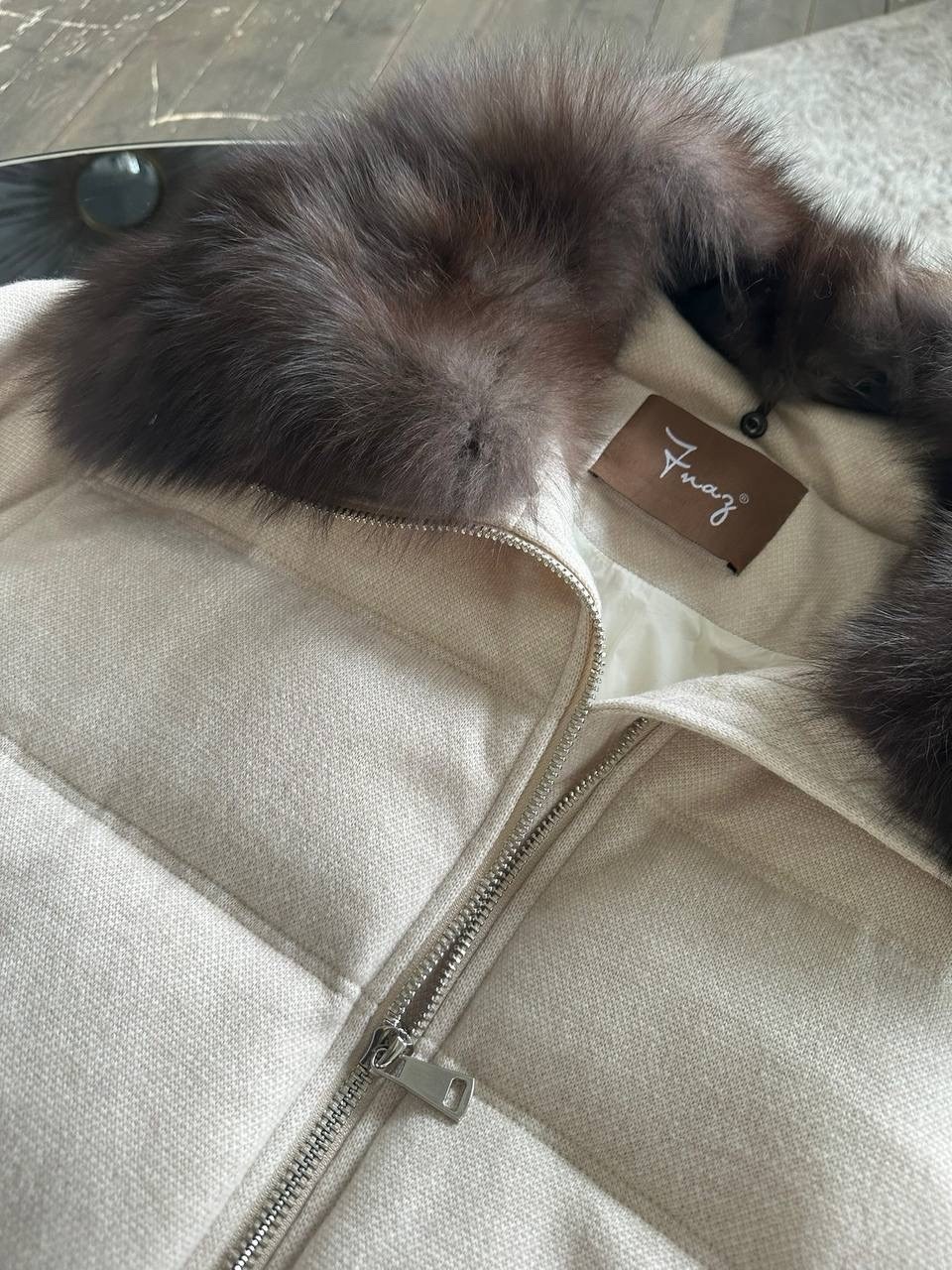 пуховик зимний короткий куртка оверсайз f naz furs,куртка соболь,зимние куртки женские,пуховики с мехом,бежевый пуховик