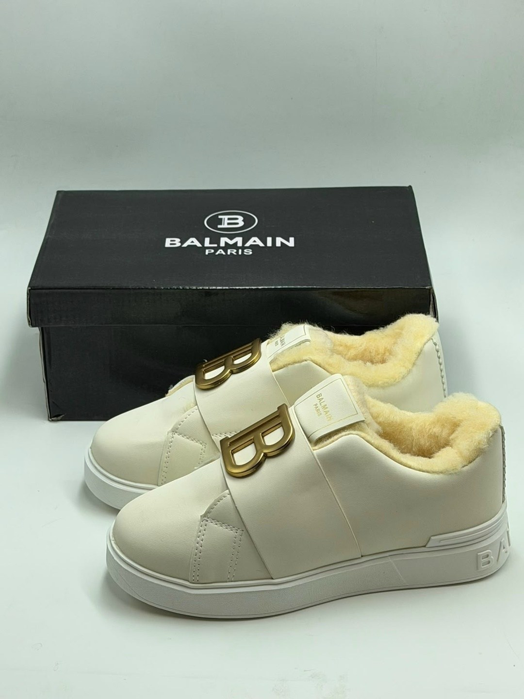 ,кроссовки balmain,женские кроссовки, женская,кроссовки балмаин женские белые