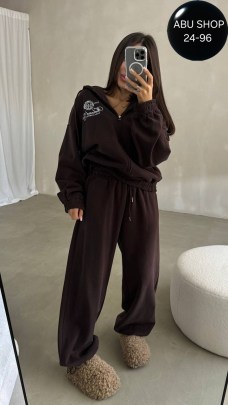 Костюм