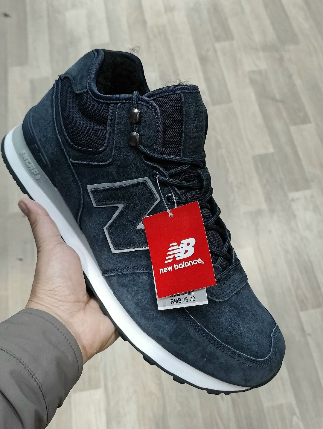 кроссовки zx 750 зимние на меху adidas,кроссовки adidas зимние zx 750,зимние кроссовки мужские adidas,зимние кроссовки адидас мужские,зимние кроссовки adidas zx 750 hi