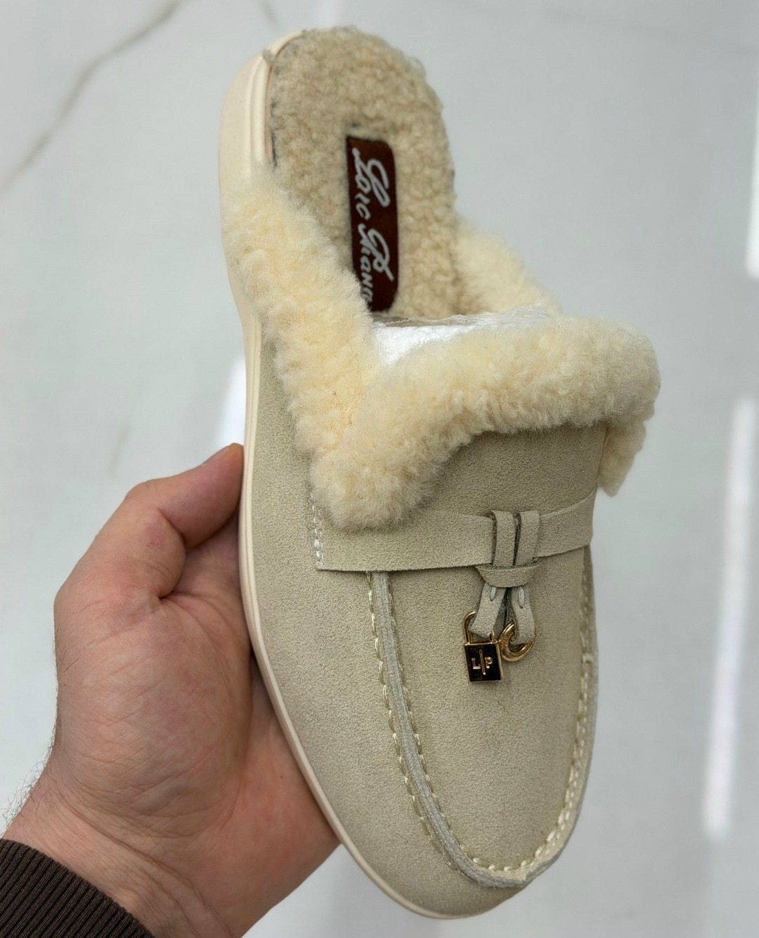 ,лоферы loro piana,женские лоферы loro piana,мюли с мехом, повседневные
