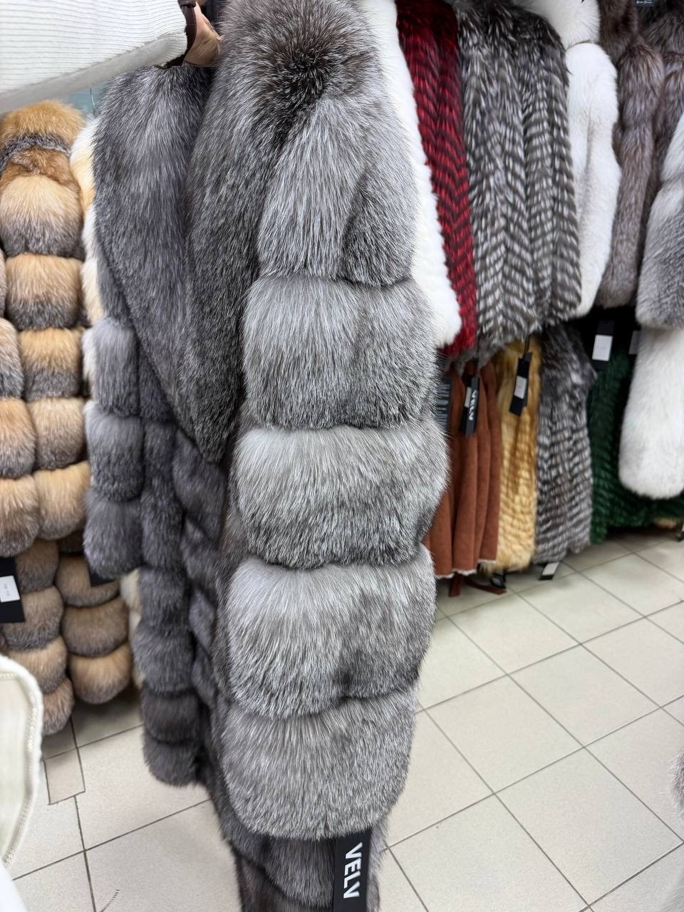 шуба чернобурка,зимняя женская шуба из натурального меха чернобурки,шуба из чернобурки,шуба из песца,шуба чернобурка трансформер