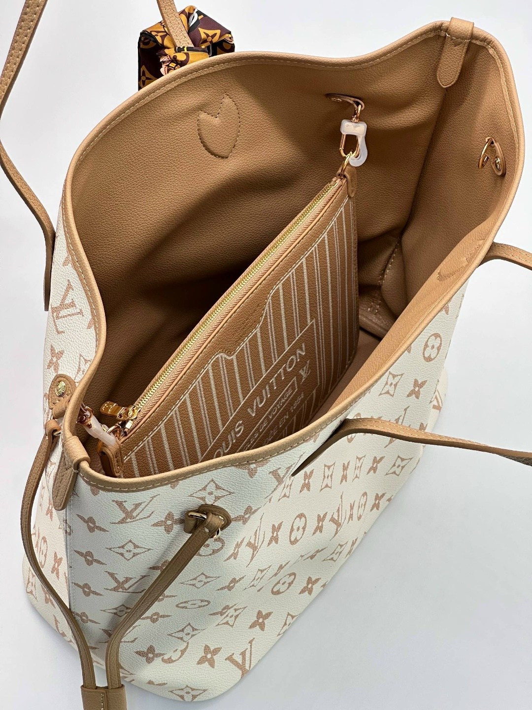 louis vuitton сумка,женская сумка louis vuitton,louis vuitton neverfull,louis vuitton сумка тоут,louis vuitton сумка шоппер