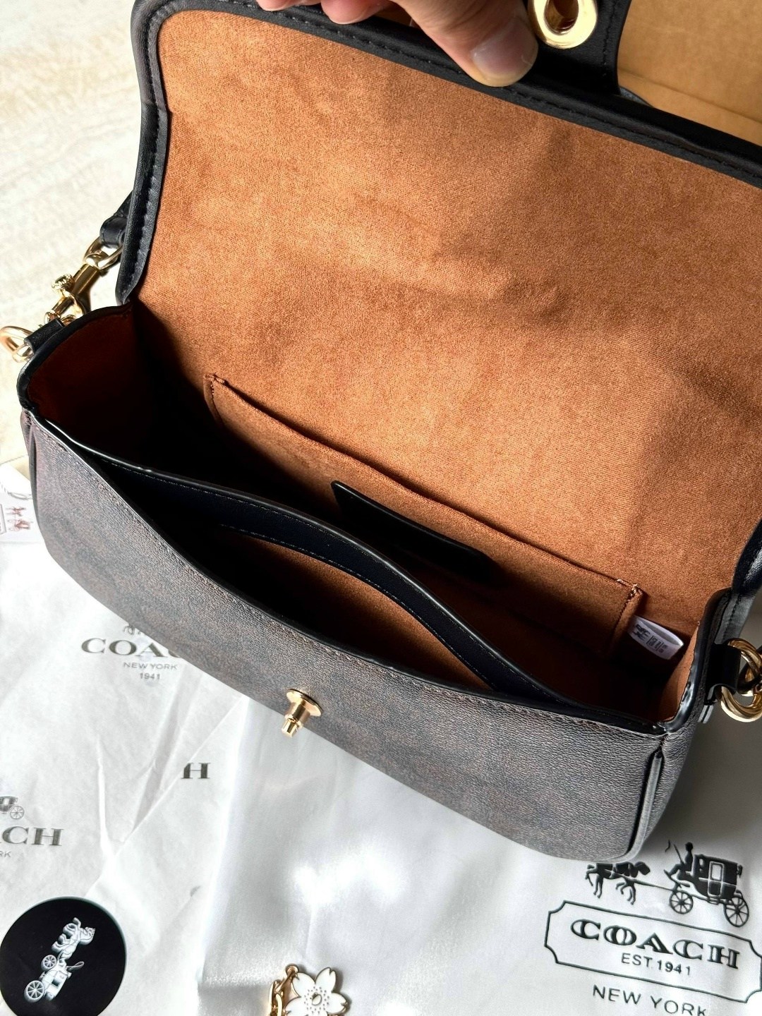 сумка на плечо coach,сумка coach,сумки через плечо coach,coach сумка женская,сумка кросс-боди coach