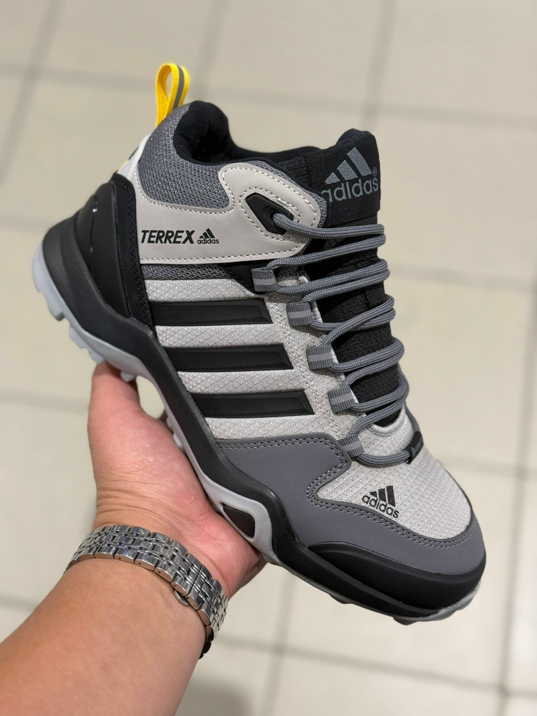 зимние ботинки adidas terrex winter,ботинки adidas terrex winter,кроссовки зимние adidas terrex black winter,кроссовки зимние adidas terrex,зимние ботинки adidas terrex swift r3
