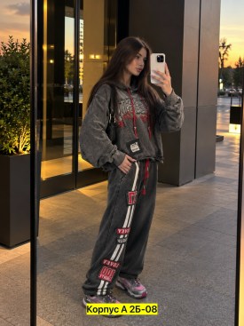 Костюм