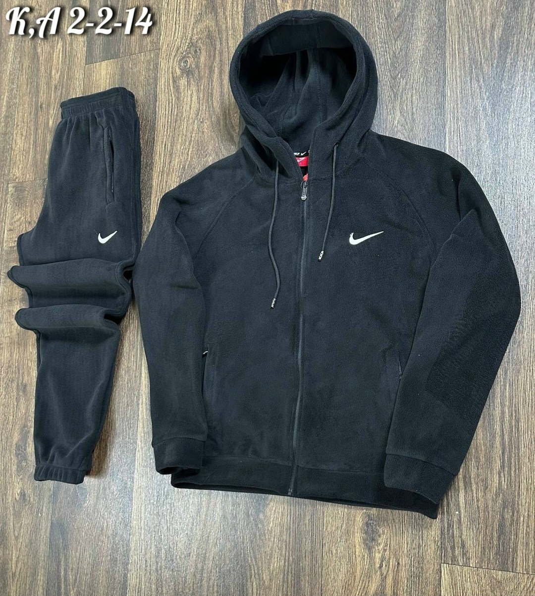 спортивный костюм nike,спортивный костюм на флисе nike,костюмы nike на флисе,костюм спортивный мужской nike,флисовый спортивный костюм nike