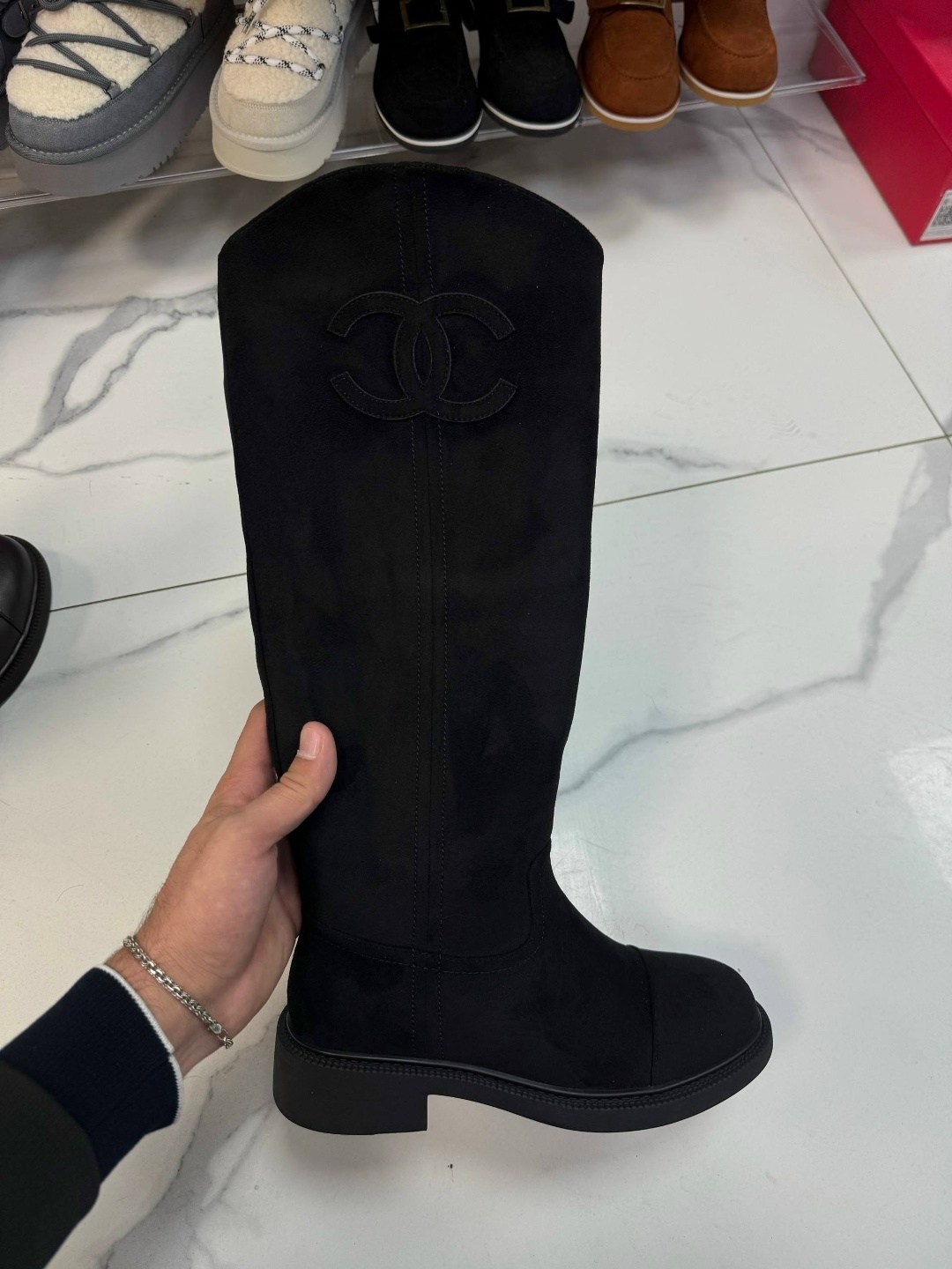женские осенние сапоги chanel 2026 черные кожаные высокие,сапоги chanel,chanel сапоги женские,сапоги шанель,женские кожаные сапоги chanel premium black