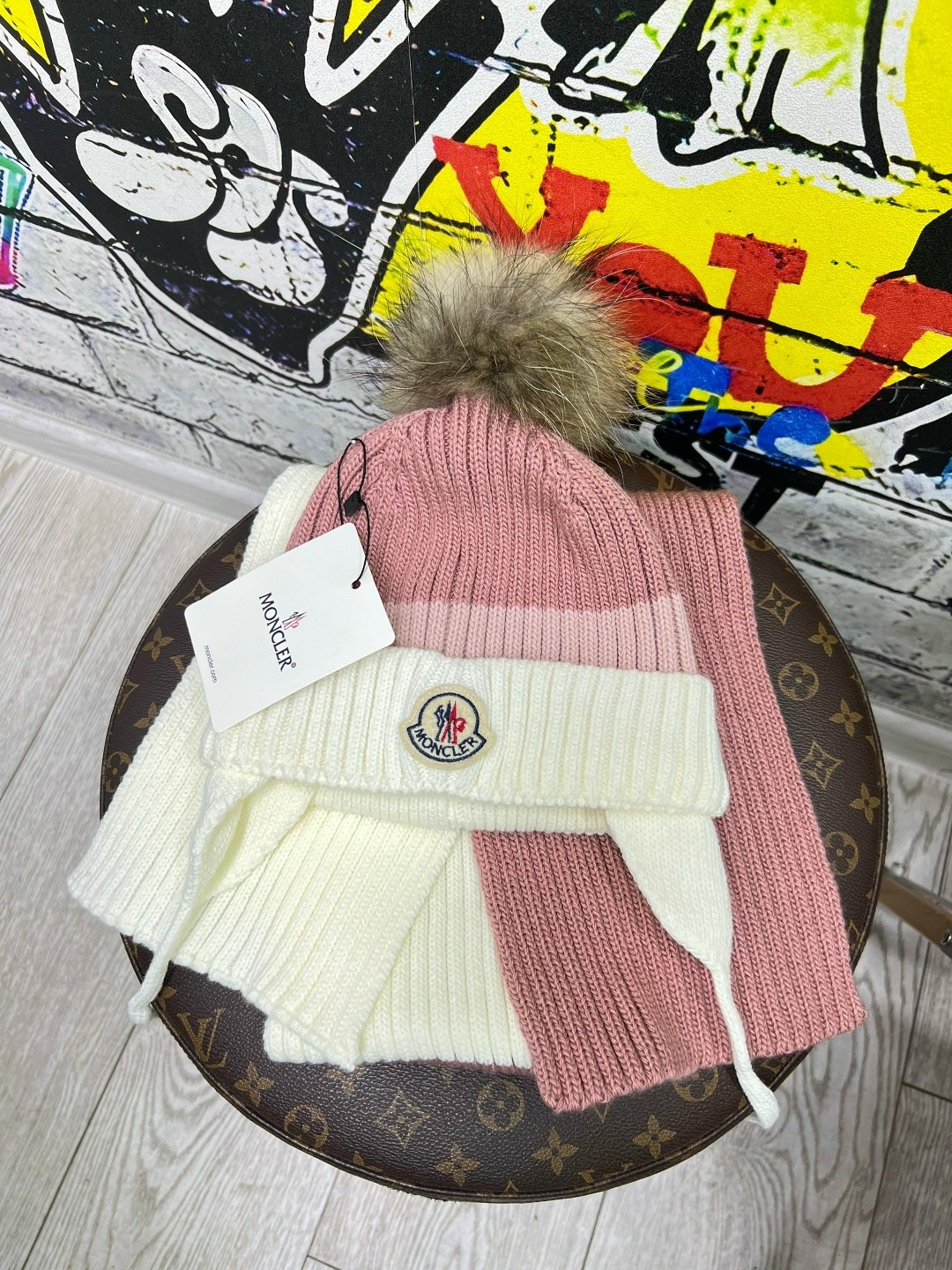 шапка moncler,шапка монклер детская,шапка зимняя монклер,шапка монклер,белая шапка монклер