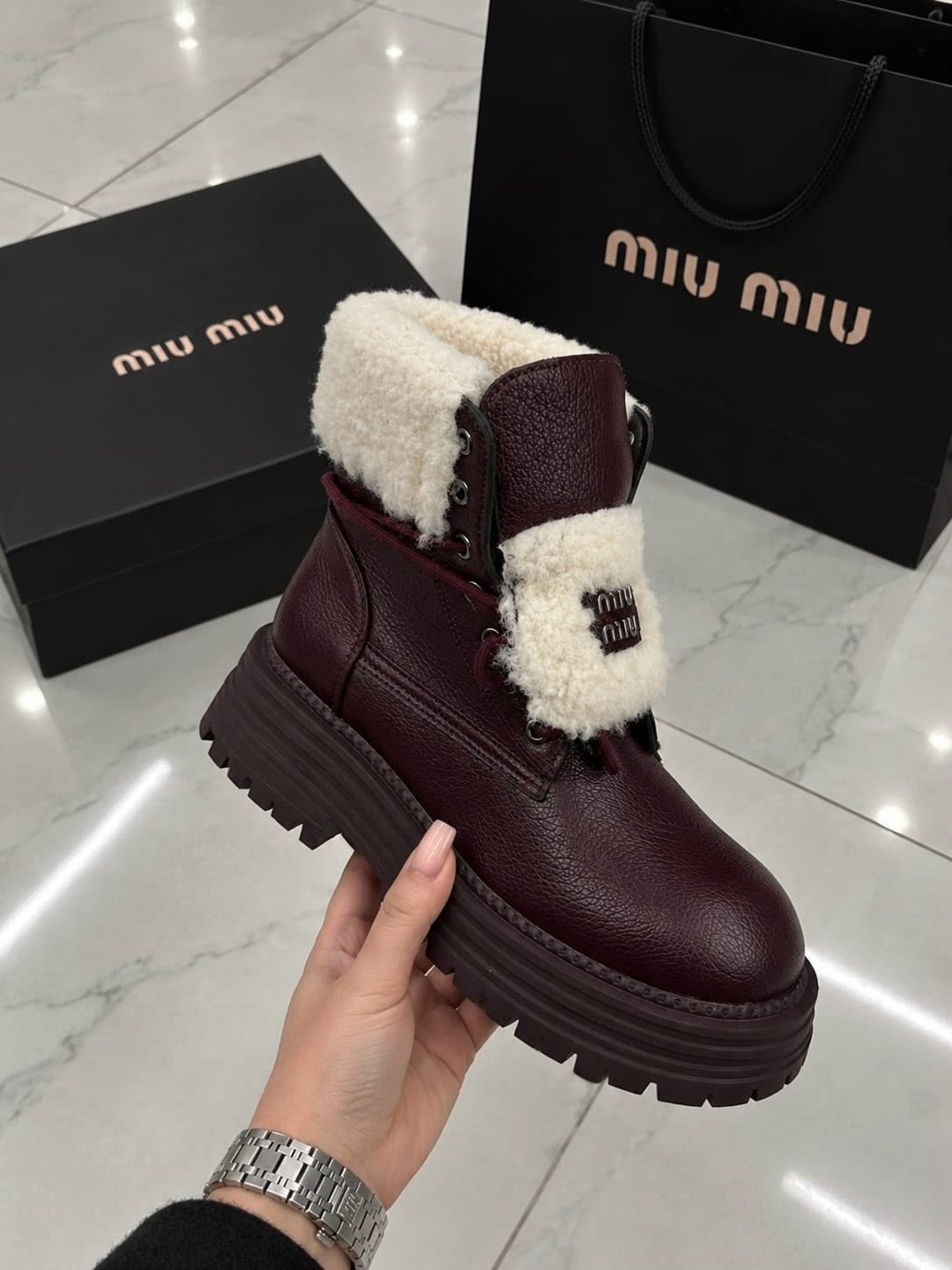 ботинки женские miu miu,,ботинки женские зимние miu miu,ботинки miu miu,женские ботинки