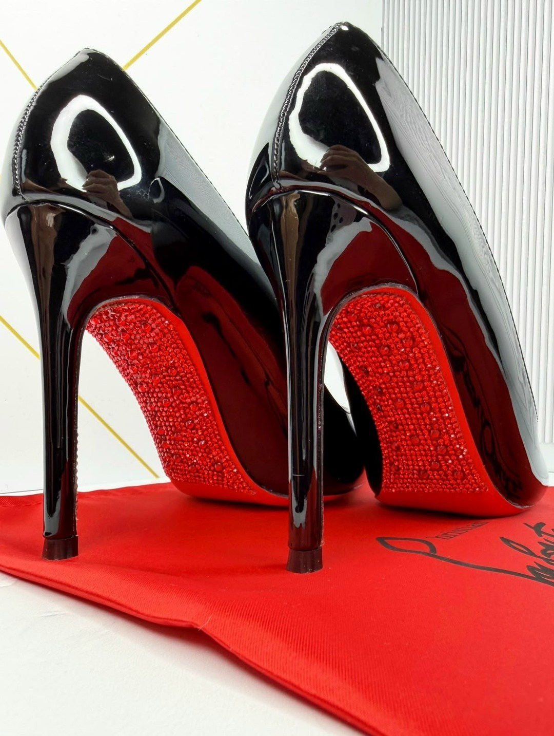 ,christian louboutin бежевые туфли из лакированной кожи,туфли christian louboutin,christian louboutin бежевые туфли из лакированной кожи so kate для женщин,женская
