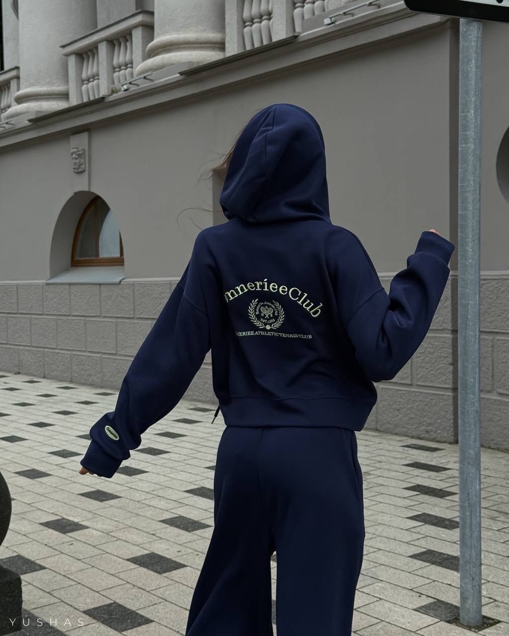 спортивные костюм,спортивный женский костюм,спортивные костюмы оверсайз,женский костюм,комплект спортивного костюма