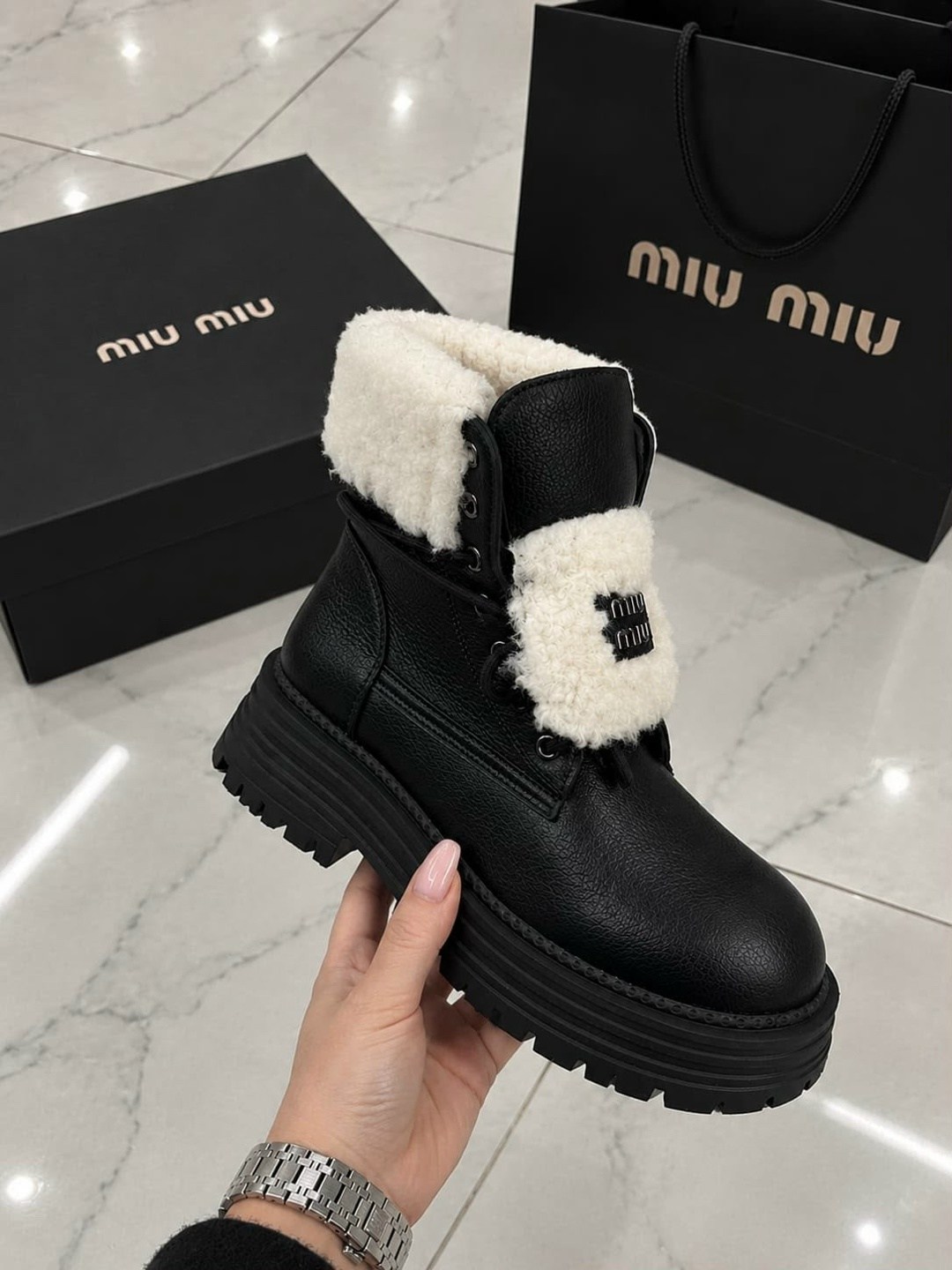ботинки женские miu miu,,ботинки женские зимние miu miu,ботинки miu miu,женские ботинки