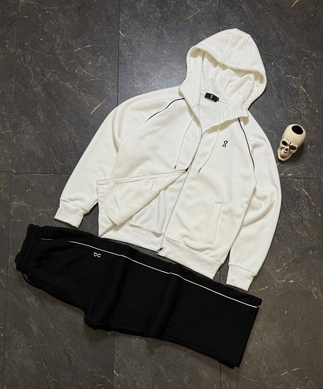 спортивный костюм brunello cucinelli,спортивный костюм мужской,костюм спортивный,спортивные костюмы для мужчин,спорт костюм