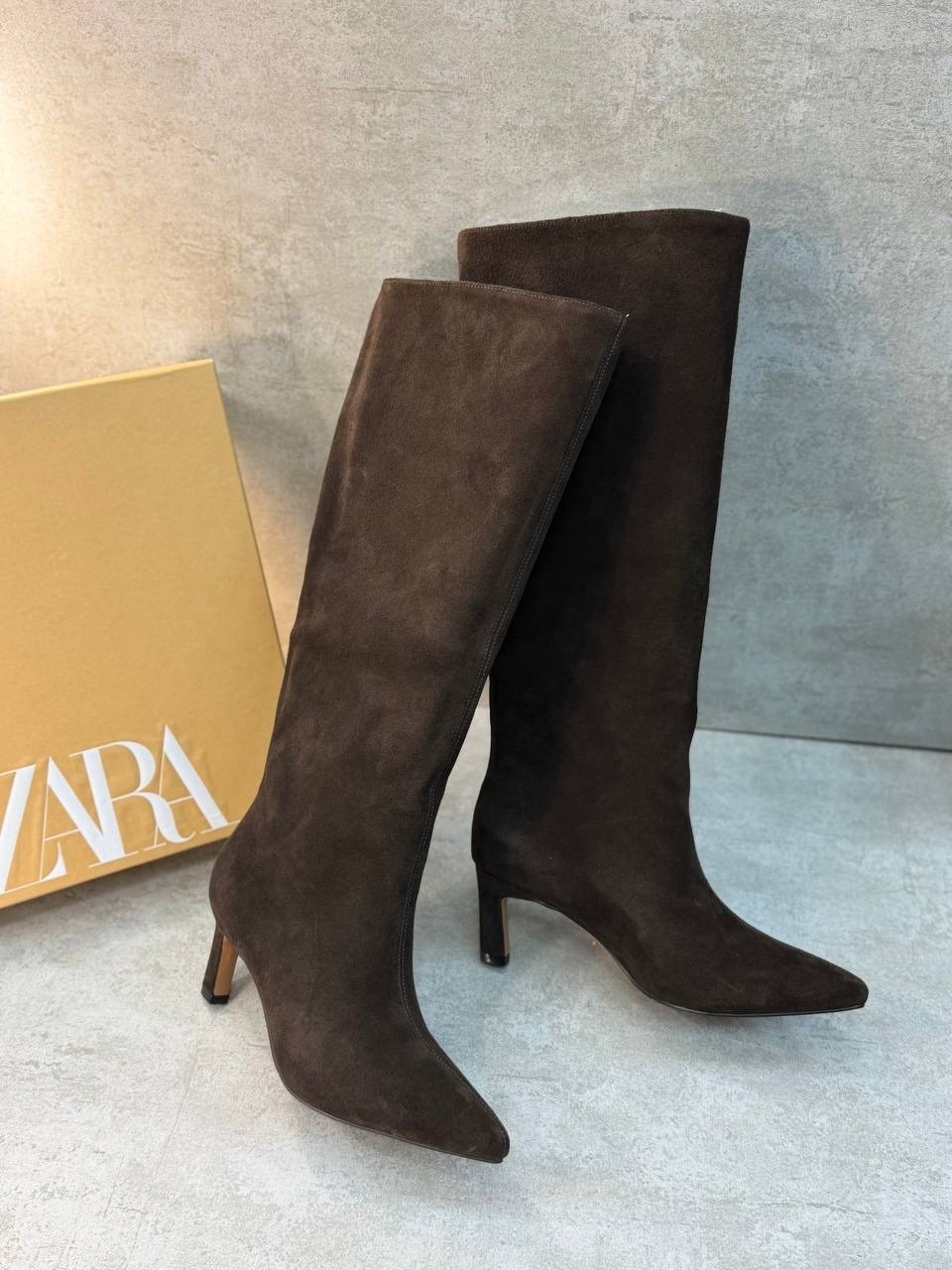 ,женские сапоги,сапоги zara,сапоги трубы на каблуке,высокие сапоги