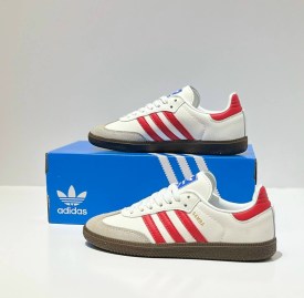Кроссовки