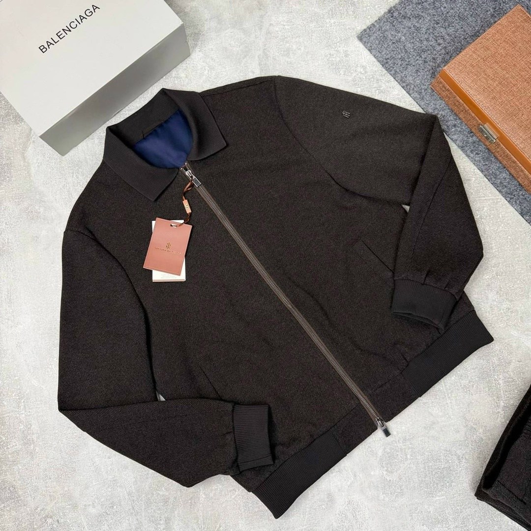 спортивный костюм brunello cucinelli,костюм спортивный loro piana,костюм brunello cucinelli,loro piana костюм,кашемировый костюм loro piana