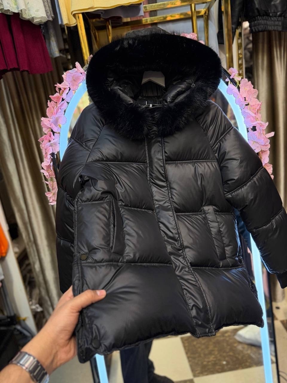 пуховик max mara,женский пуховик,пуховик с капюшоном,зимняя куртка женская,пуховик