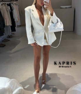 Костюм
