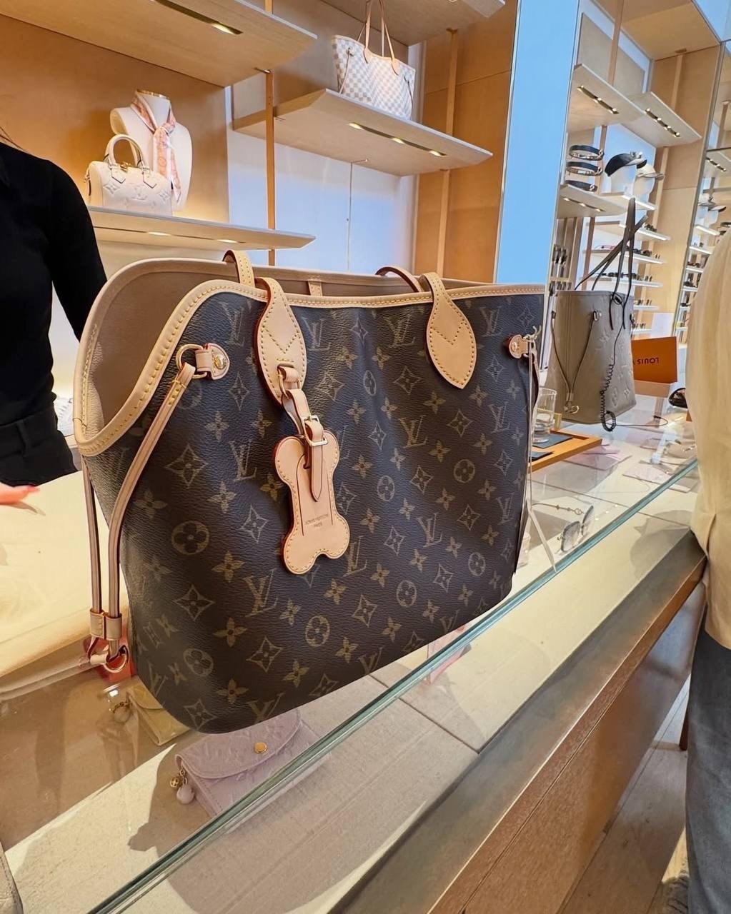 сумка louis vuitton,женская сумка louis vuitton,сумки луи виттон,луи виттон сумка женская,сумка тоут louis vuitton neverfull gm